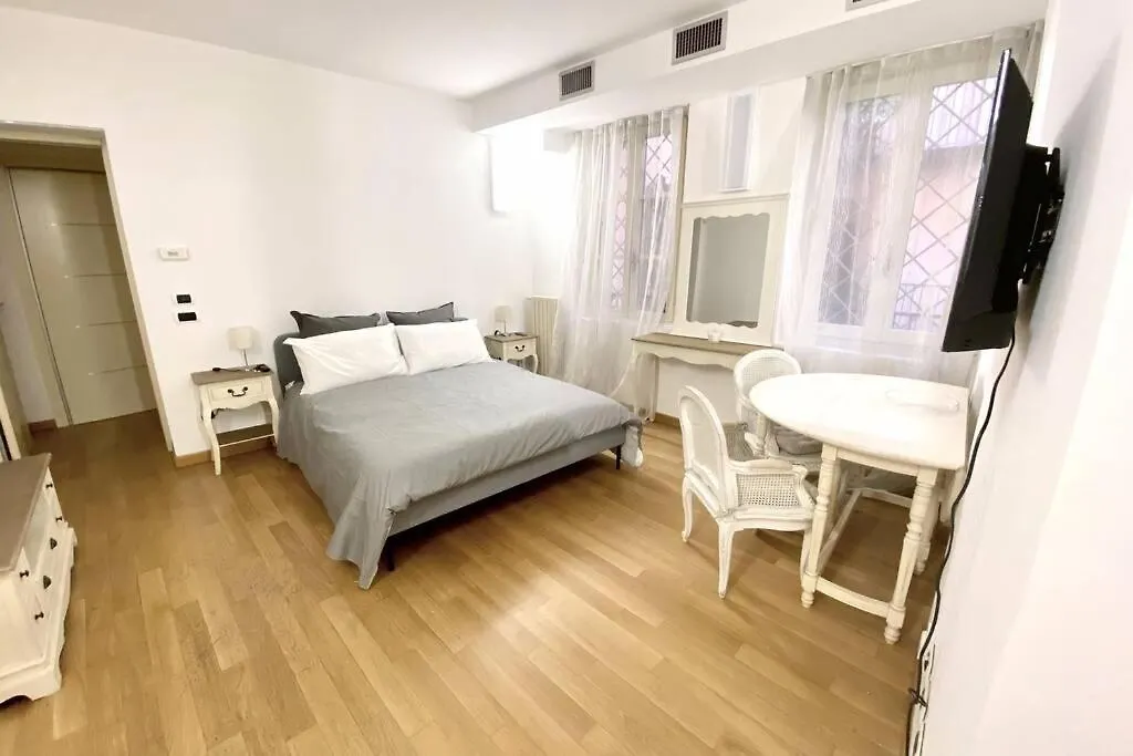 Boutique Apartment In Milano Center: Duomo Scala 0*, Μιλάνο